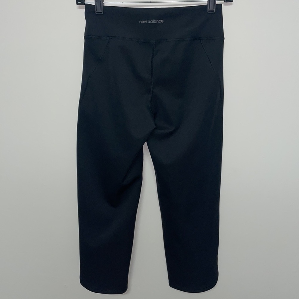 New Balance Dry Capri Leggings - Picture 7 of 11